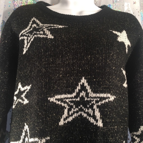 Winter group embroidered sweater size junior M/m - Picture 2 of 6